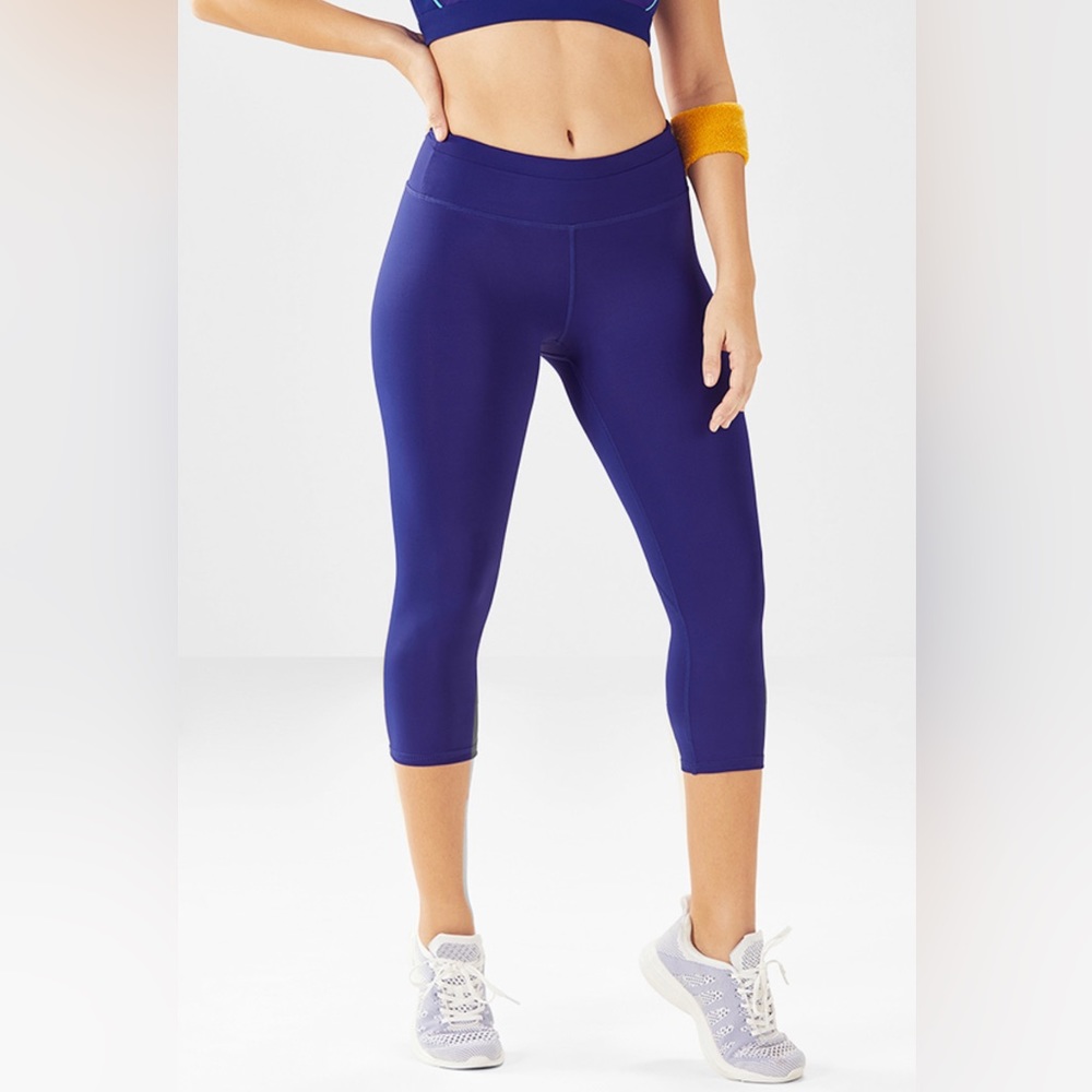 Fabletics Purple Gia PowerLite Capri Leggings, Size Large